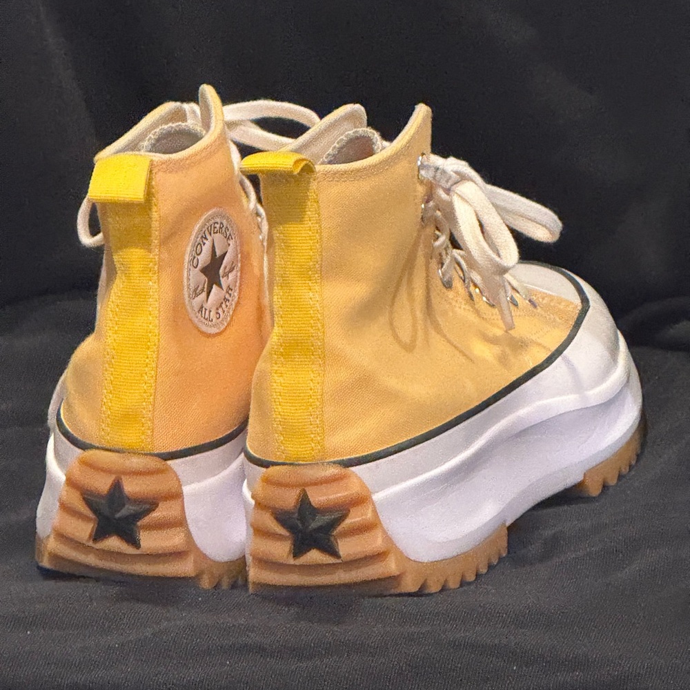 Converse  RUN STAR HIKE PLATFORM High-Top Sneakers - Yellow and White